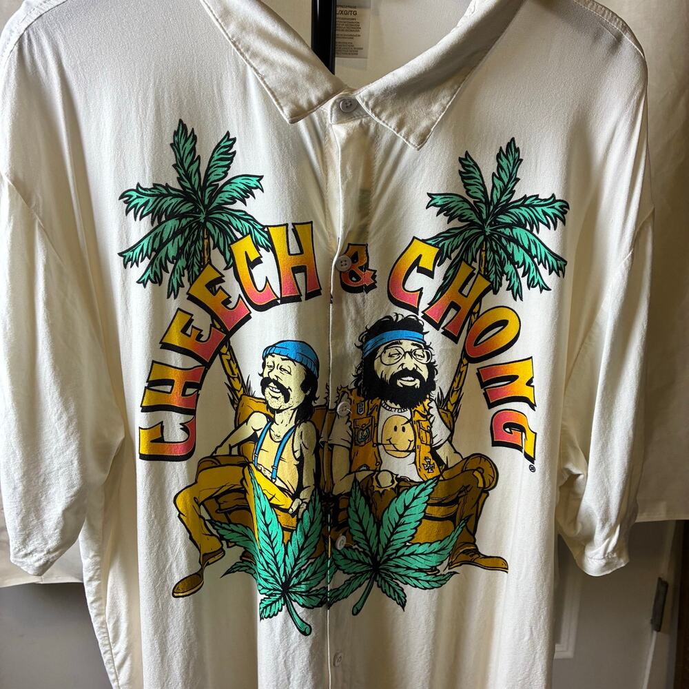 Cheech & Chong Button Up Camp Shirt XL White Mary Jane Leaf Graphic Rayon 2024
